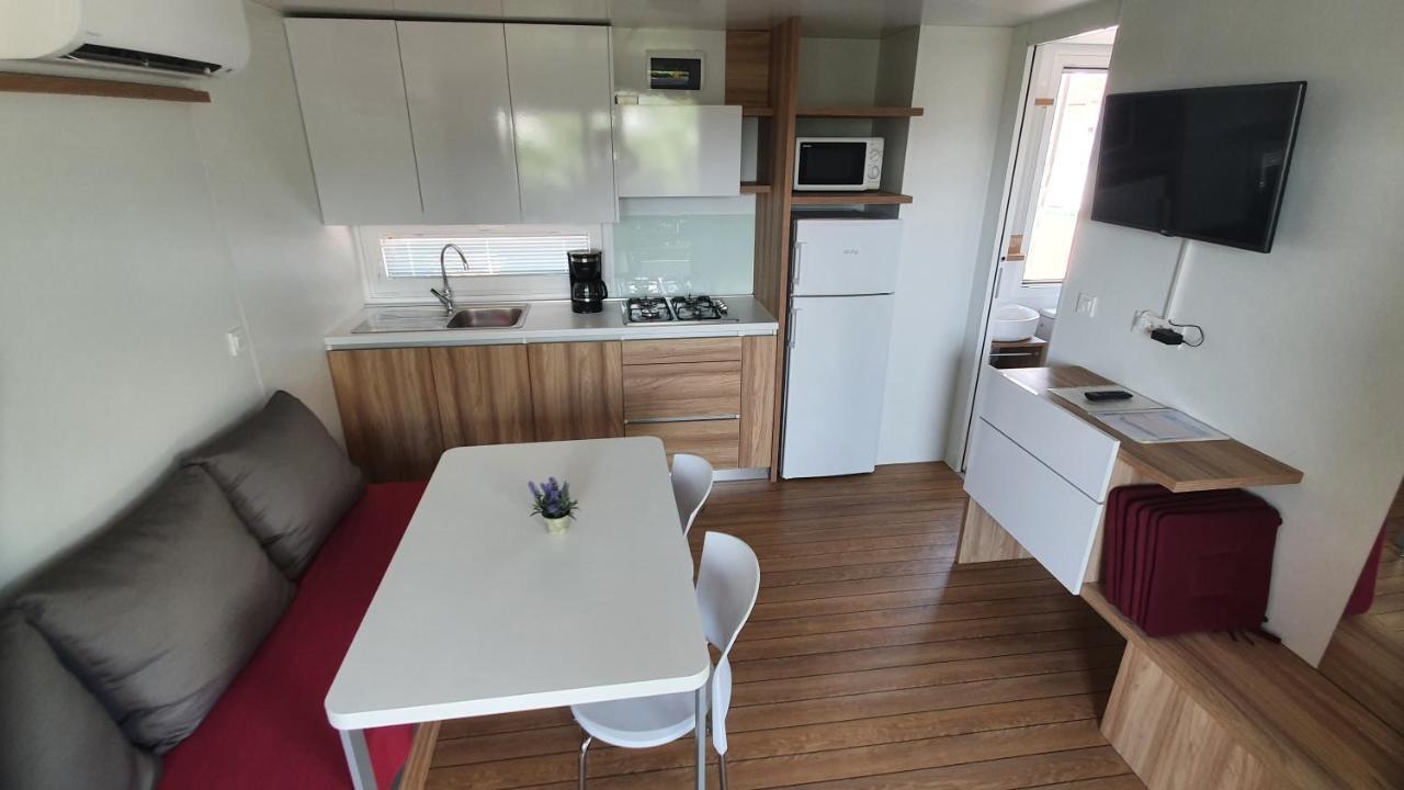 Mobile Homes Suha Punta 캄포르 외부 사진